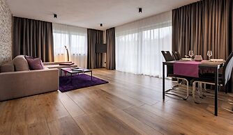 For Moments Apartments & Spa