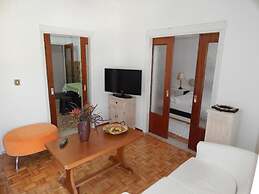 Baroque 10-person Apartment in Makrygialos