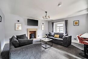 Cosy Apartment Above Village Pub