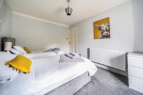 Cosy Apartment Above Village Pub