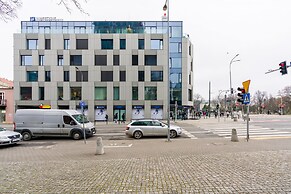 Poznan Centre Apartment by Renters