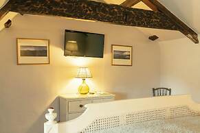 Fritton Lake - The Clubhouse