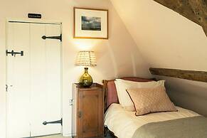 Fritton Lake - The Clubhouse