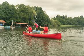 Fritton Lake - The Clubhouse