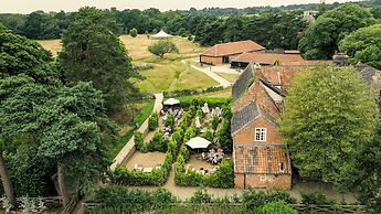Fritton Lake - The Clubhouse