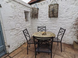Rose House