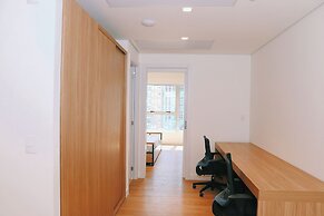 Atrium Studios by Xtay