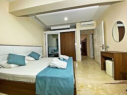 Fethiye Nokta Nif Suit Apart