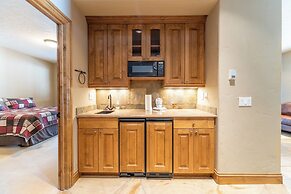 140 Goldenrod Circle by Summit County Mountain Retreats