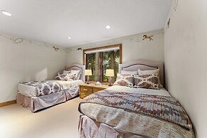 140 Goldenrod Circle by Summit County Mountain Retreats