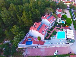 Fethiye Nokta Oren Suit