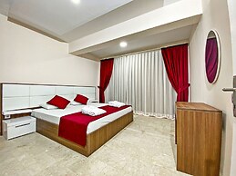 Fethiye Nokta Oren Suit