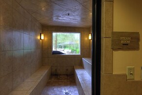 Expedition Station #8598 by Summit County Mountain Retreats