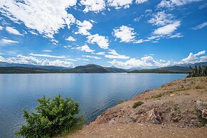 Creekside Condos #A7 by Summit County Mountain Retreats