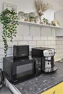 Asteri Garden & Terrace Apartment