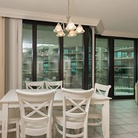 Phoenix on the Bay by Brett Robinson Vacations