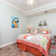 Phoenix on the Bay by Brett Robinson Vacations