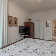 Phoenix on the Bay by Brett Robinson Vacations