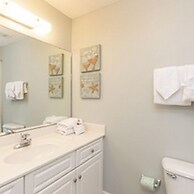 Phoenix on the Bay by Brett Robinson Vacations