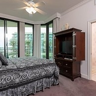 Phoenix on the Bay by Brett Robinson Vacations