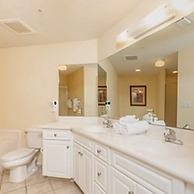 Phoenix on the Bay by Brett Robinson Vacations