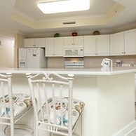 Phoenix on the Bay by Brett Robinson Vacations