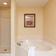 Phoenix on the Bay by Brett Robinson Vacations