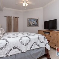 Phoenix on the Bay by Brett Robinson Vacations