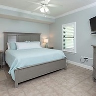 Phoenix on the Bay by Brett Robinson Vacations