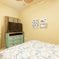 Phoenix on the Bay by Brett Robinson Vacations