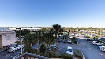 Phoenix East by Brett Robinson Vacations