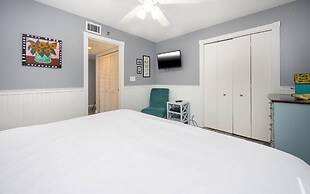 Phoenix East by Brett Robinson Vacations