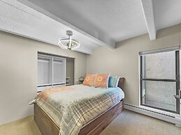 Wh405 Wheeler House 3 Bedroom Condo by RedAwning