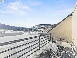 Wh405 Wheeler House 3 Bedroom Condo by RedAwning