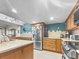 Wh405 Wheeler House 3 Bedroom Condo by RedAwning