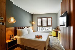 LA OPERA SAIGON HOTEL