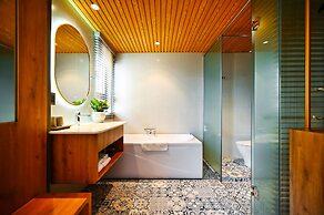 LA OPERA SAIGON HOTEL