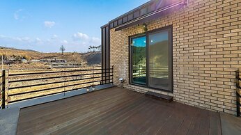 Chungnam Cheong-yang Ekohillinghauseu