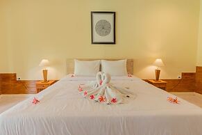 Grand Ball Beach Garden