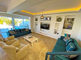Fethiye Paris A Villa