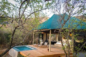 Sasi Bush Lodge