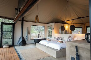 Sasi Bush Lodge
