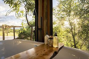 Sasi Bush Lodge