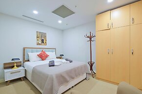 Petek Residence by NewInn