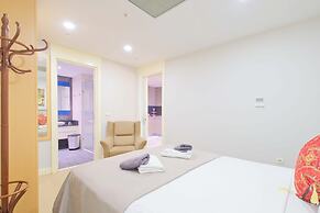 Petek Residence by NewInn