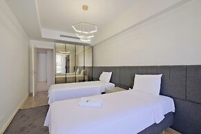 Petek Residence by NewInn