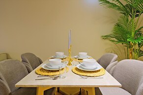 Petek Residence by NewInn