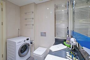 Petek Residence by NewInn