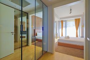 Petek Residence by NewInn