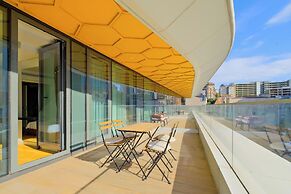 Petek Residence by NewInn